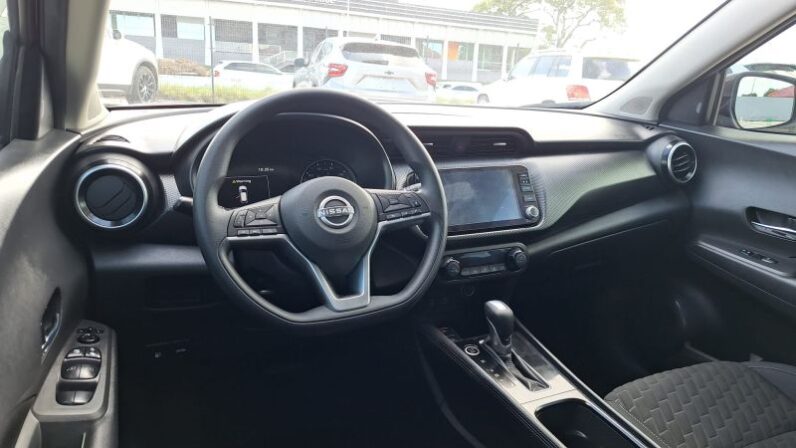 Used 2022 Nissan Kicks SV