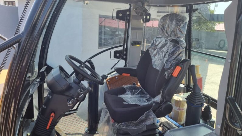 New 2024 Catepillar 420F