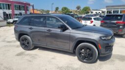 Used 2023 Jeep Grand Cherokee Altitude