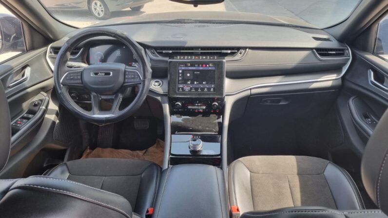 Used 2023 Jeep Grand Cherokee Altitude