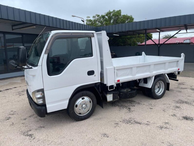 Used 2005 Isuzu ELF NKR81
